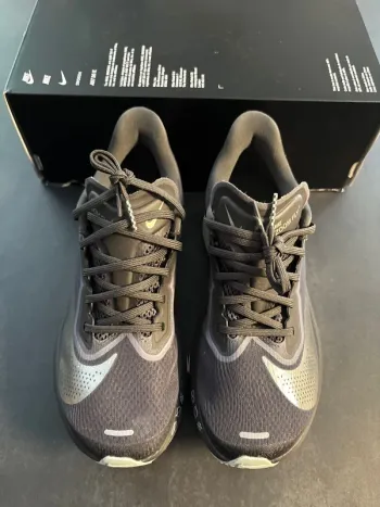 Used Nike Zoom Fly 6 bike — image 4 of 30