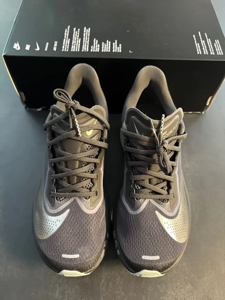 Used Nike Zoom Fly 6 bike — image 4 of 30