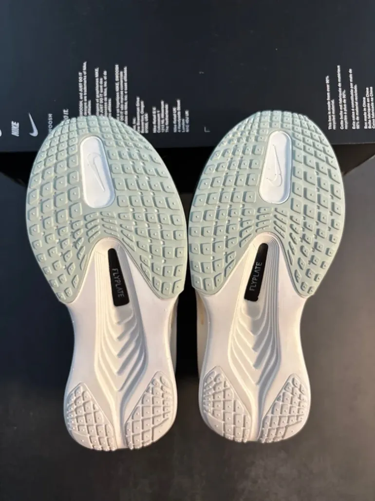 Used Nike Zoom Fly 6 bike — image 22 of 30