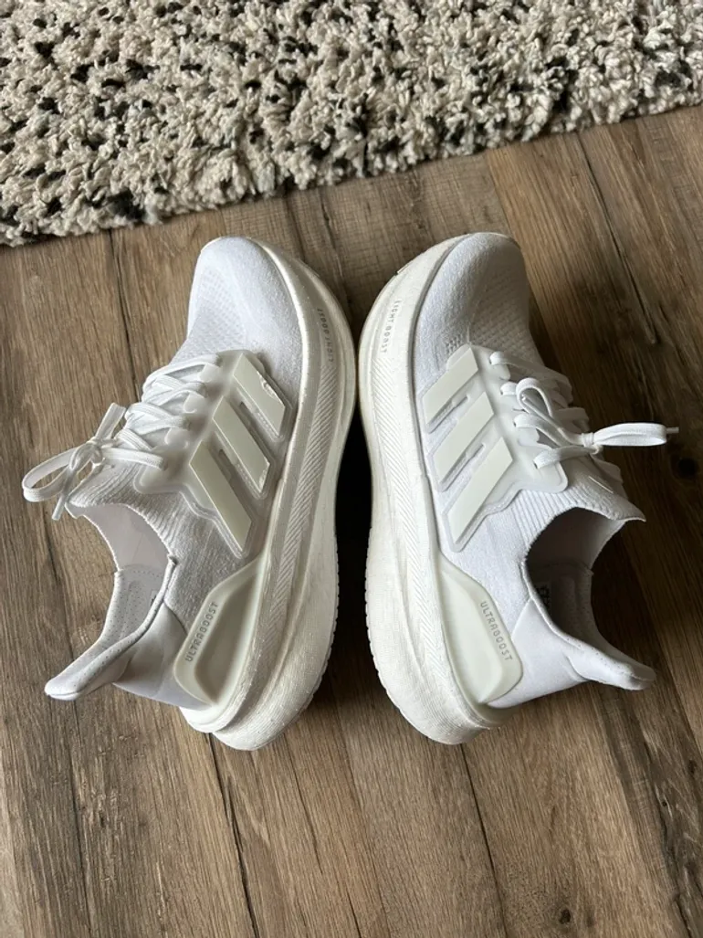 Used Adidas Ultraboost 5.0 bike — image 9 of 10