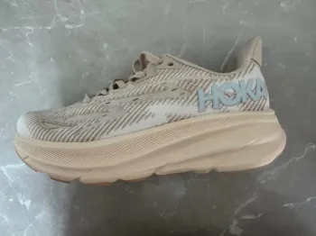 Gebrauchtes Hoka Clifton 9 Running Shoes