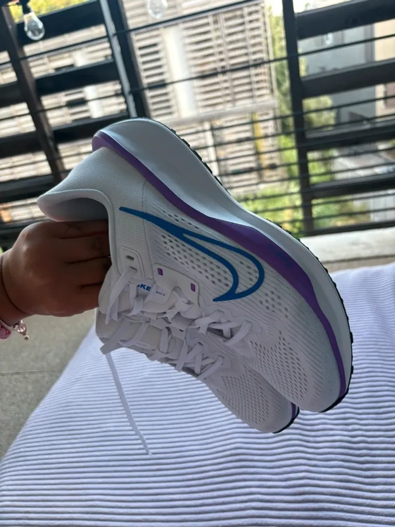 Tweedehands Nike Running Shoes bike — afbeelding 7 van 11
