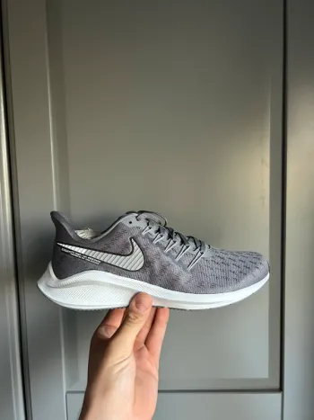 Tweedehands Nike Air Zoom Vomero Running Shoes