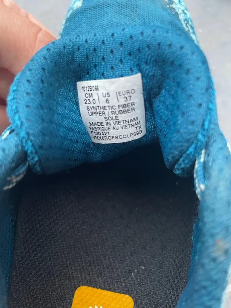 Used Proper Asics Trailrunning Shoes bike — image 7 of 7