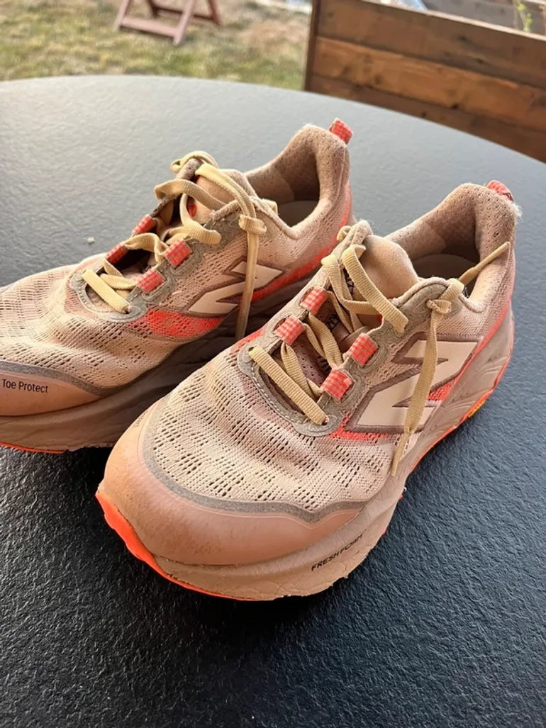 Gebrauchtes New Balance Hierro V9 bike — Bild 2 von 4