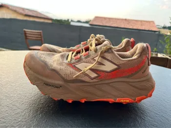 Gebrauchtes New Balance Hierro V9 Running Shoes