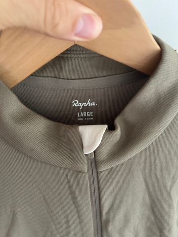 Used Rapha Classic Men’s Cycling Jersey bike — image 2 of 3