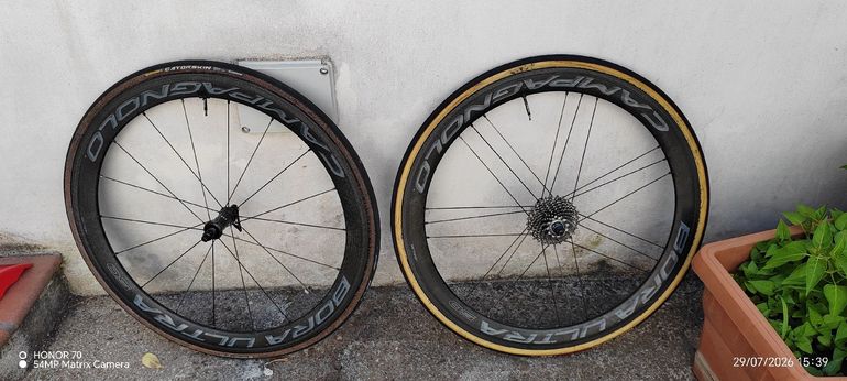 Brugt Campagnolo BORA ULTRA 2022 bike — billede 2 af 4