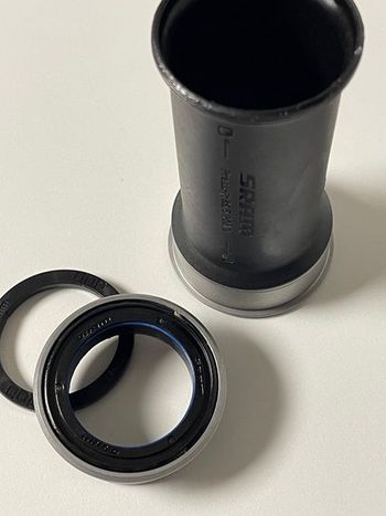 Gebrauchtes Sram DUB PressFit 2024 bike — Bild 3 von 5