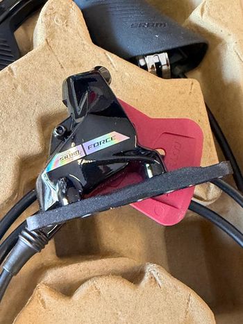 Použité Sram Force AXS D2 12v Brakes