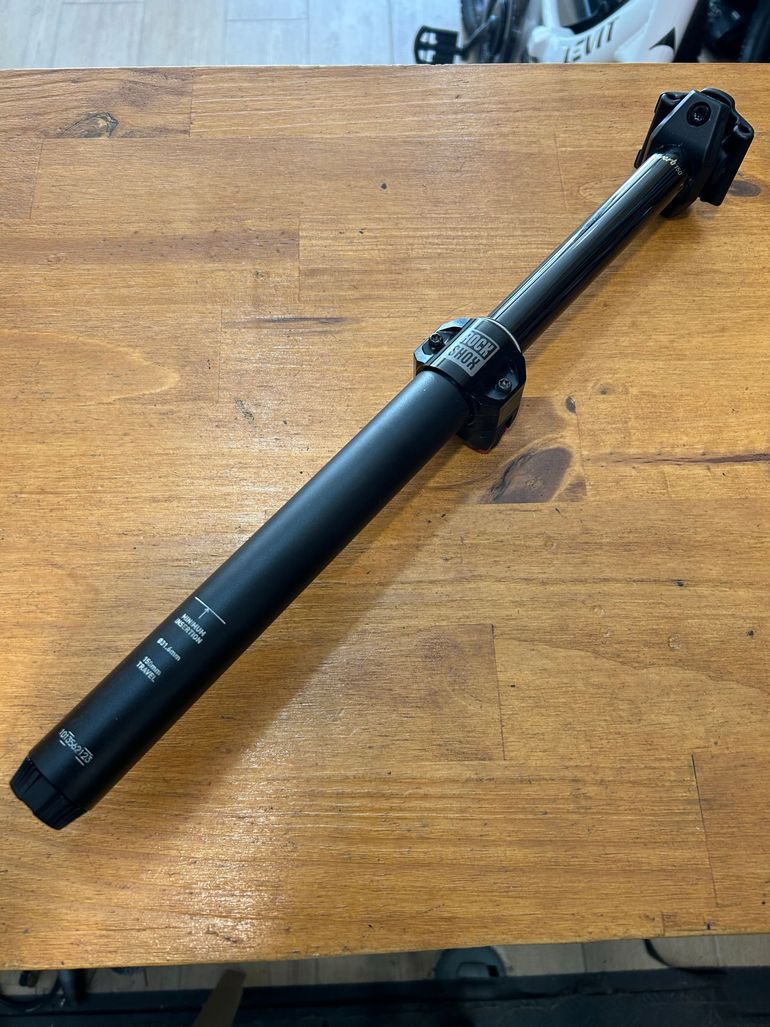 Brugt RockShox Reverb AXS 2026 bike — billede 2 af 8