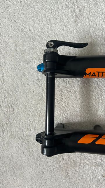 Used Manitou Mattoc Pro bike — image 6 of 8