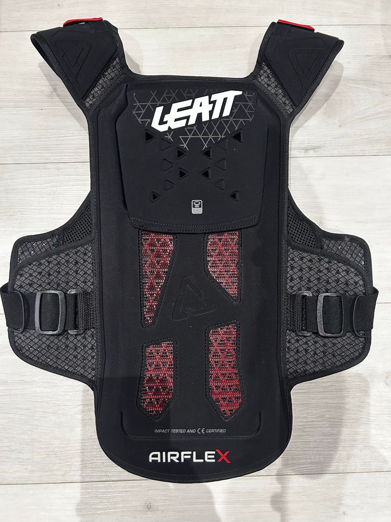 Brugt LEATT airflex 2024 bike — billede 2 af 3