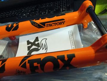 Używany Fox 36 factory live bike — zdjęcie 3 z 12