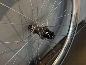 Brugt Enve SES 4.5 Wheels 2025 bike — billede 5 af 8