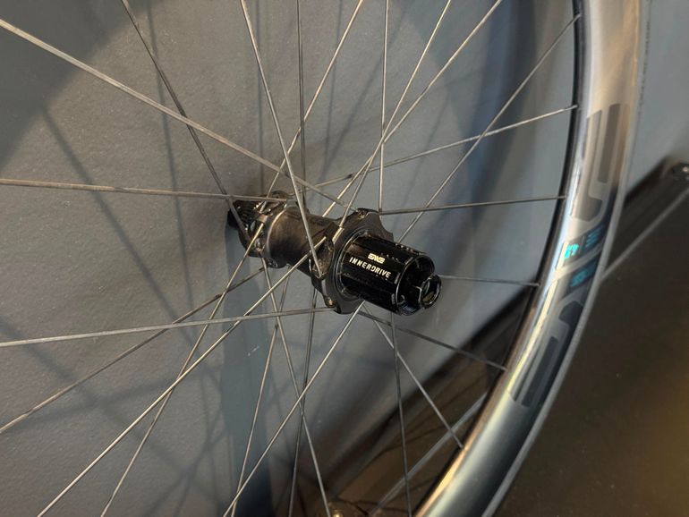 Brugt Enve SES 4.5 Wheels 2025 bike — billede 5 af 8