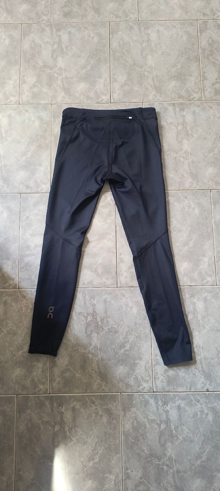 Tweedehands On Running Performance Tight Long bike — afbeelding 2 van 4