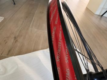Used Dt Swiss R470 Wheelset bike — image 3 of 5