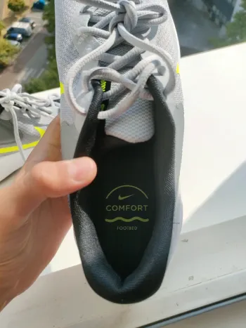 Used Nike Sport Schuhe bike — image 4 of 4