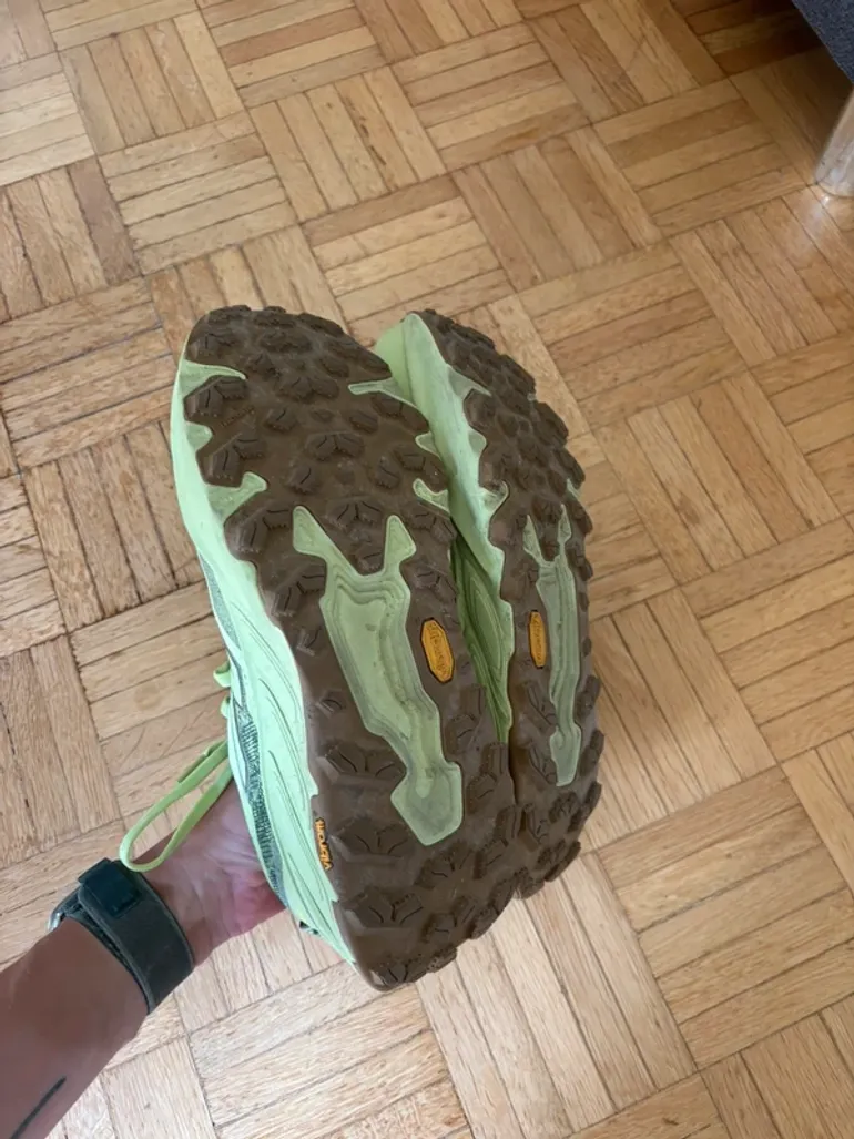 Used New Balance Trailrunning shoes bike — image 3 of 7