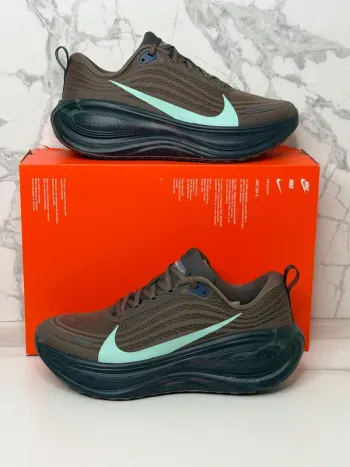 Použité Nike Vomero Plus Running Shoes