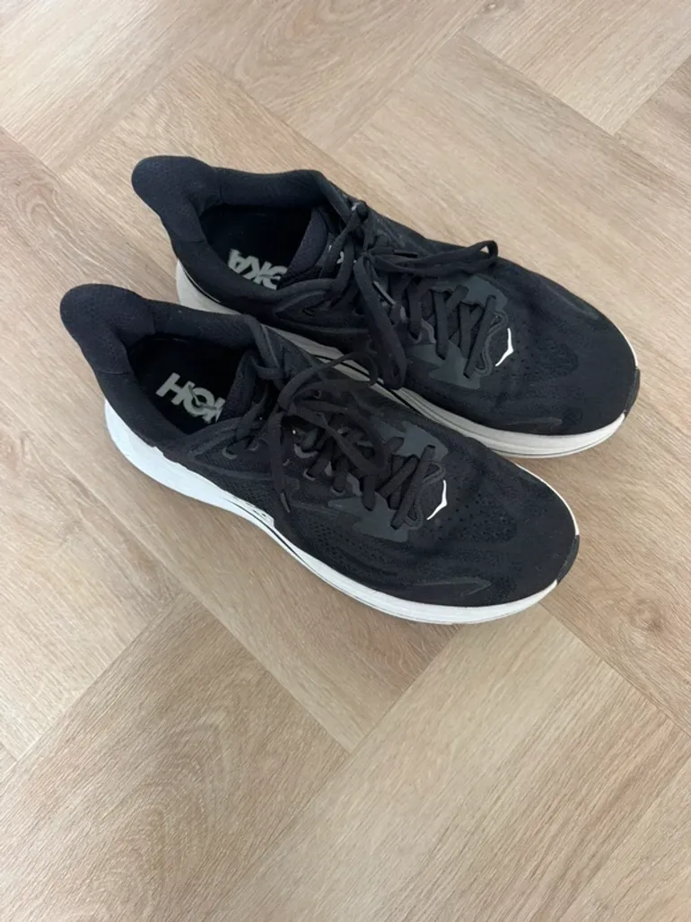 Used Hoka Clifton 10 bike — image 4 of 4