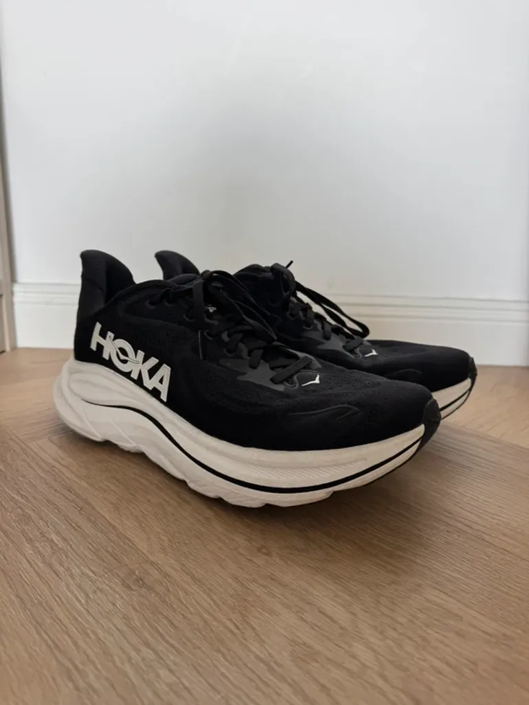 Used Hoka Clifton 10 bike — image 2 of 4