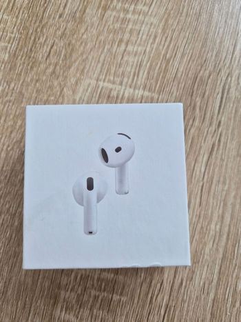 Used apple AirPods 4 Electronics