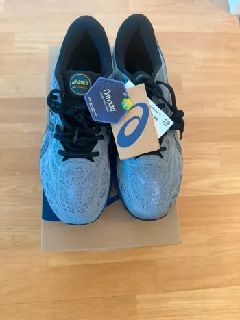 Used Asics Gel-Cumulus 23 bike — image 3 of 6