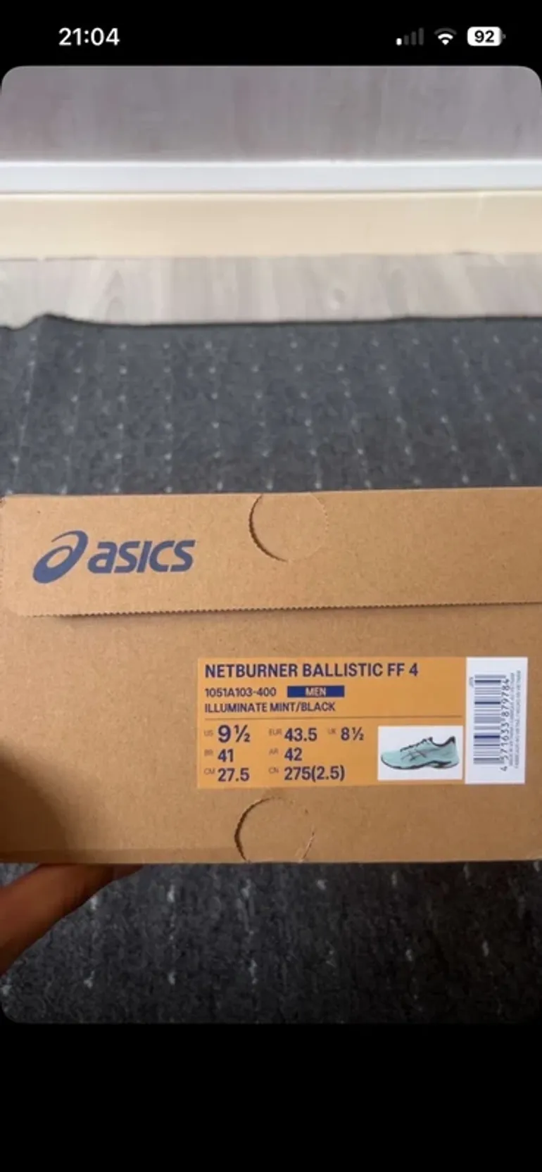 Used Asics Running Shoes bike — image 3 of 4