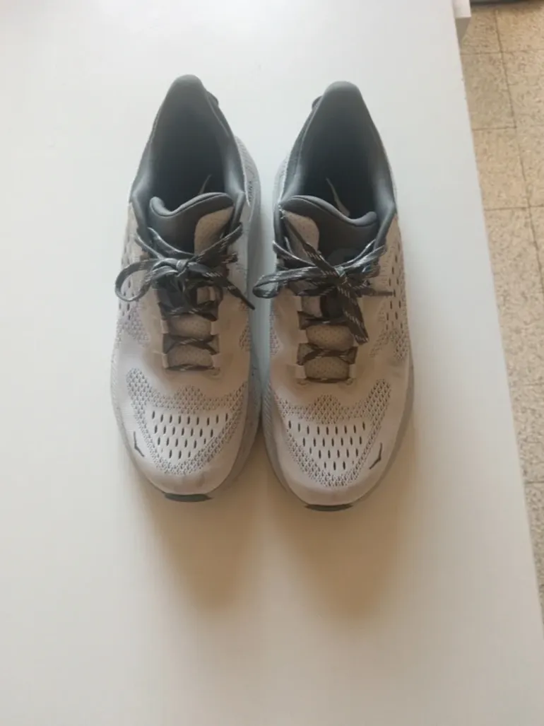 Used Hoka Sneakee bike — image 5 of 6