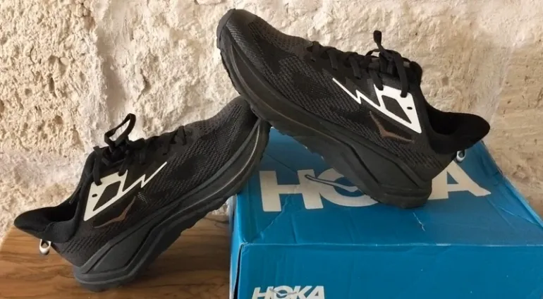 Used Hoka Challenger 8 bike — image 8 of 10