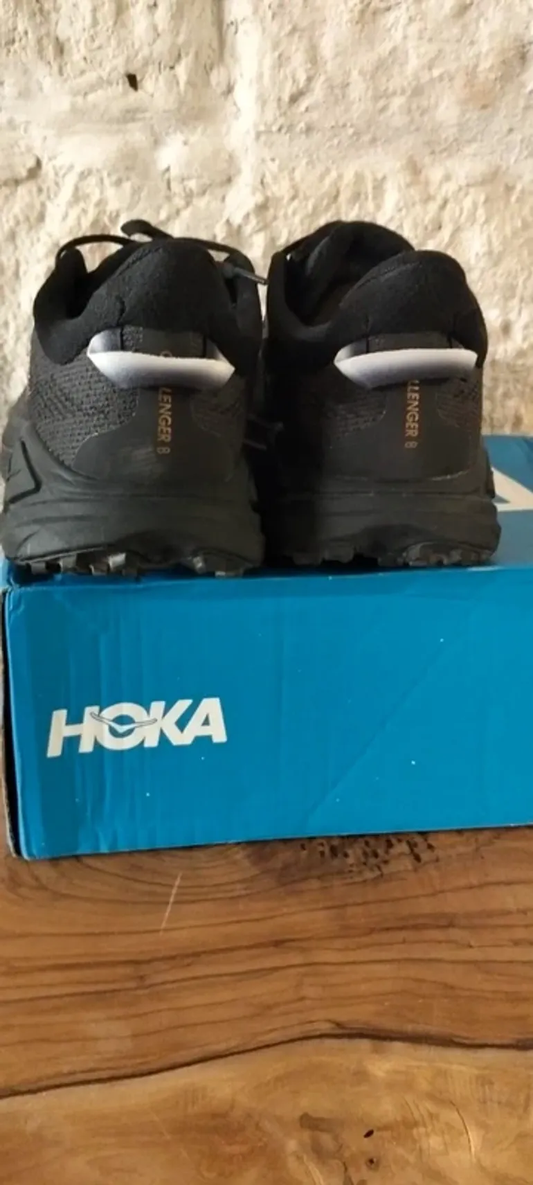 Used Hoka Challenger 8 bike — image 4 of 10