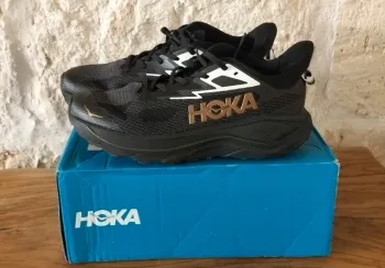 Used Hoka Challenger 8 Running Shoes