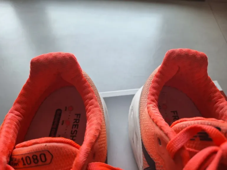 Used New Balance 1080 V14 bike — image 7 of 8