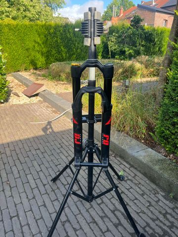 Brugt Marzocchi Bomber DJ Fork bike — billede 1 af 7