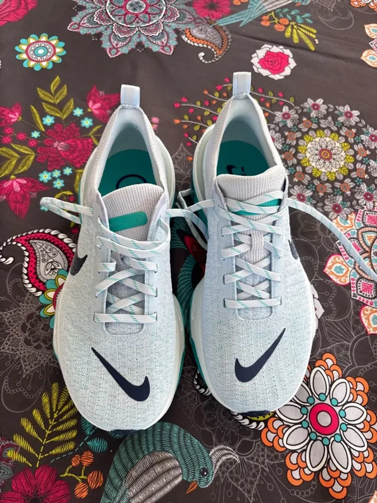 Used Nike ZoomX Invincible Run Flyknit 3 bike — image 2 of 2