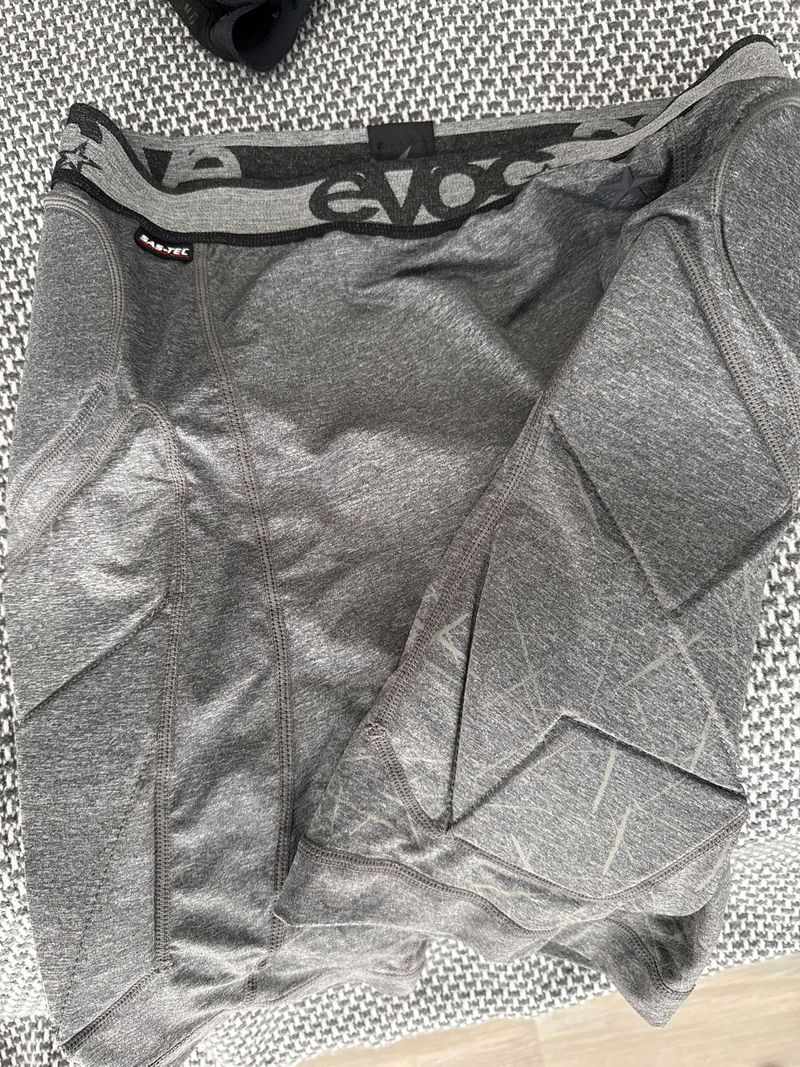 Used EVOC SAS-Tec Protector 2024 Cycling Clothing
