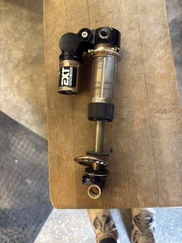 Ext Storia V3 205x65 Rear Suspension usato