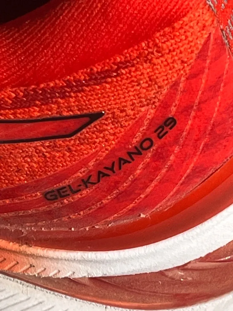 Used Asics Gel Kayano 29 bike — image 9 of 12