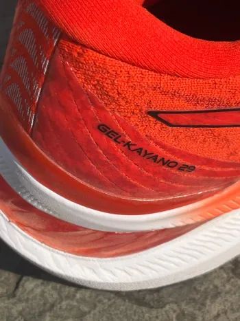 Used Asics Gel Kayano 29 bike — image 3 of 12
