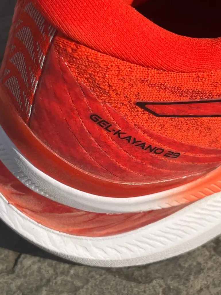 Used Asics Gel Kayano 29 bike — image 3 of 12