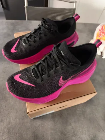 Used Nike Zoom Invincible Run 3 FK Running Shoes