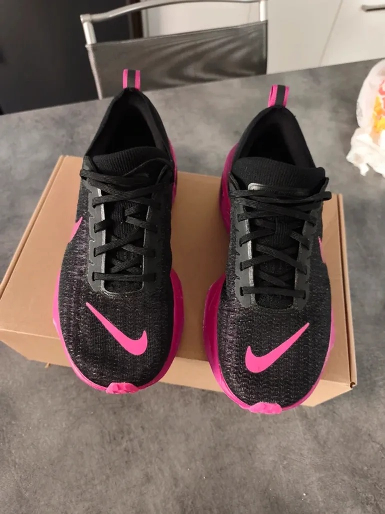 Used Nike Zoom Invincible Run 3 FK bike — image 2 of 7