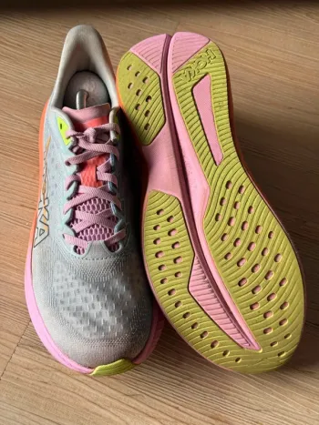 Gebrauchtes Hoka Mach 6 bike — Bild 4 von 9