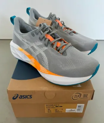 Used Asics Novablast 5 2026 Running Shoes