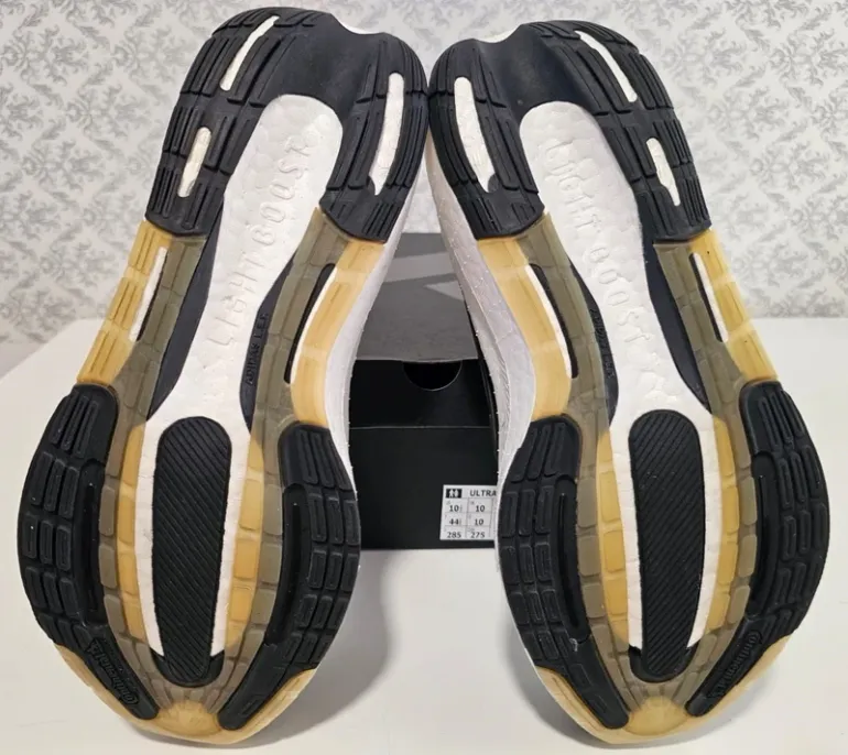 Used Adidas Ultraboost Light bike — image 9 of 10