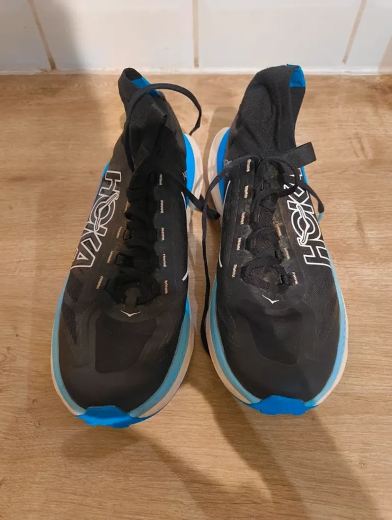 Used Hoka Tecton X3 bike — image 2 of 6