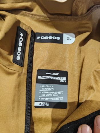 Used Assos Mille GT Shell Jacket 2025 bike — image 2 of 4