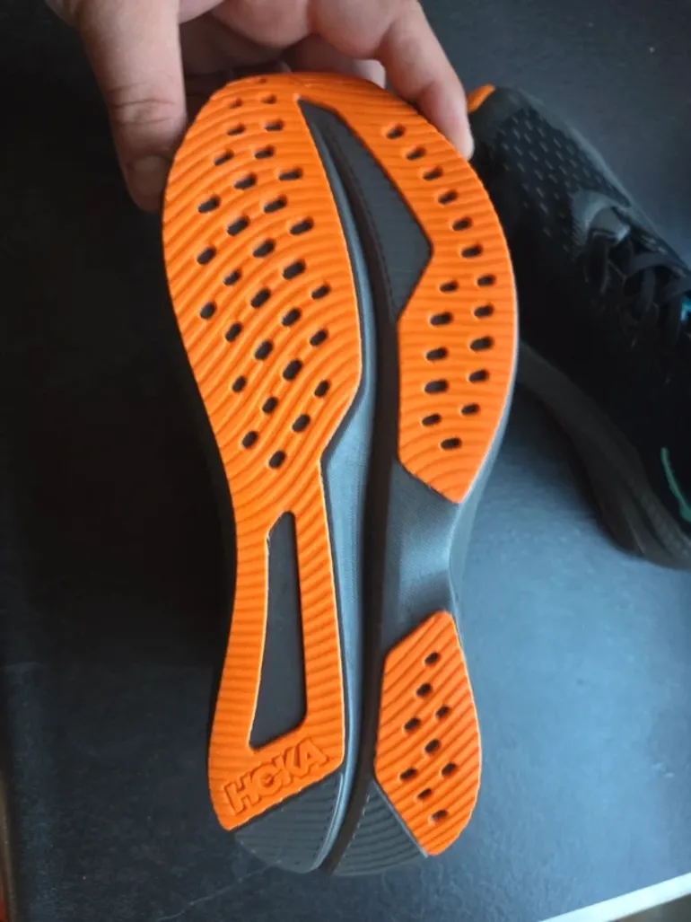 Hoka Mach 6 bike usato — immagine 2 di 5